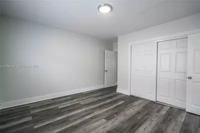 7911 Abbott Ave #8, Miami Beach, FL 33141 - Photo 11