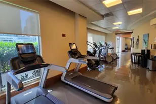 1060 Brickell Ave, Miami, FL 33131 - Photo 9