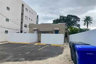 1737 Dewey St, Hollywood, FL 33020 - Photo 13