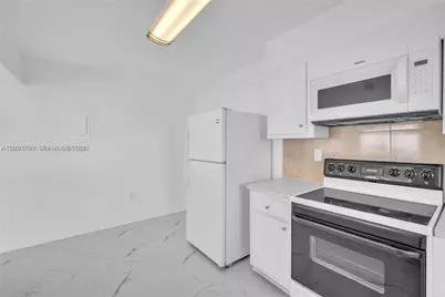 2780 NE 183rd St #1601, Aventura, FL 33160 - Photo 9