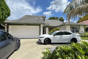 8715 NW 83rd St, Tamarac, FL 33321 - Photo 1