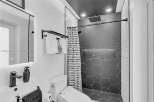 1175 NE 109th St, Miami, FL 33161 - Photo 35