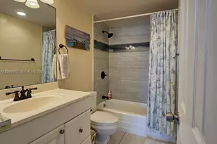 2900 NE 30th St, Fort Lauderdale, FL 33306 - Photo 13
