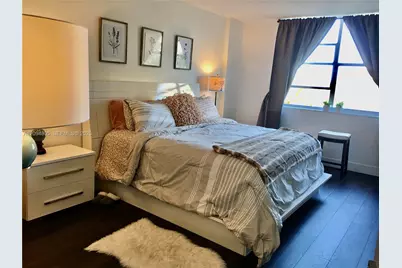 11111 Biscayne Blvd #4D, Miami, FL 33181 - Photo 17
