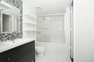 690 SW 1st Ct, Miami, FL 33130 - Photo 9