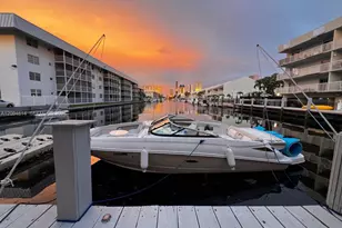 16851 NE 35th Ave, North Miami Beach, FL 33160 - Photo 21