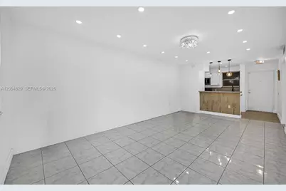 13101 Memorial Hwy #104, North Miami, FL 33161 - Photo 5