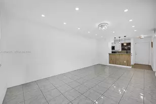 13101 Memorial Hwy, North Miami, FL 33161 - Photo 5