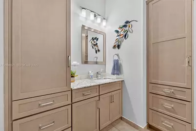 3226 W 97th St, Hialeah, FL 33018 - Photo 19