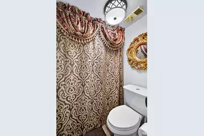 204 Lake Pointe Dr #107, Oakland Park, FL 33309 - Photo 31