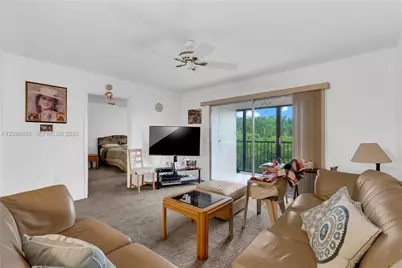 13105 SW 16th Ct #412L, Pembroke Pines, FL 33027 - Photo 11