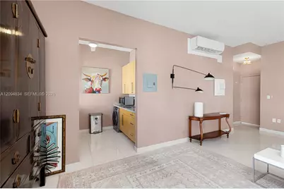 2421 Lake Pancoast Dr #3B, Miami Beach, FL 33140 - Photo 9