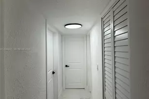 2610 Pierce St, Hollywood, FL 33020 - Photo 13