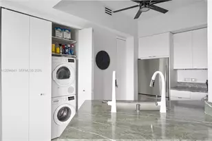 19900 E Country Club Dr, Aventura, FL 33180 - Photo 11