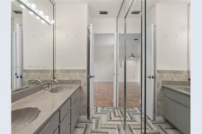 9360 SW 25th St, Miami, FL 33165 - Photo 29