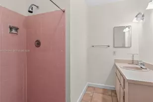 9360 SW 25th St, Miami, FL 33165 - Photo 33