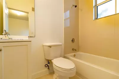 11600 NW 60th Ter #484, Doral, FL 33178 - Photo 17