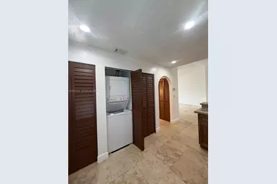 10125 W Sunrise Blvd #303, Plantation, FL 33322 - Photo 11