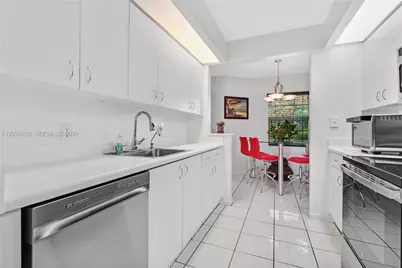 13101 SW 15th Ct #109R, Pembroke Pines, FL 33027 - Photo 15