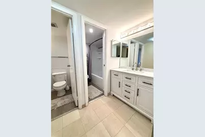20301 W Country Club Dr #1025, Aventura, FL 33180 - Photo 7