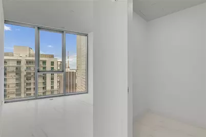 300 Biscayne Blvd Way #4203, Miami, FL 33131 - Photo 29