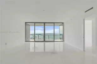 300 Biscayne Blvd Way, Miami, FL 33131 - Photo 7