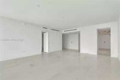300 Biscayne Blvd Way #4203, Miami, FL 33131 - Photo 9