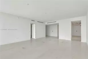 300 Biscayne Blvd Way, Miami, FL 33131 - Photo 9