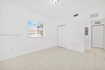 405 E 7th St #303, Hialeah, FL 33010 - Photo 7