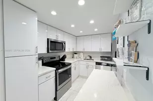 2201 S Ocean Dr, Hollywood, FL 33019 - Photo 3
