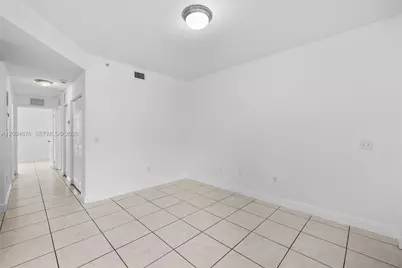2405 W 78th St #202, Hialeah, FL 33016 - Photo 11