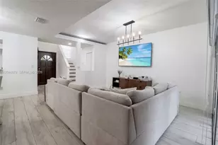 8402 SW 208th St, Cutler Bay, FL 33189 - Photo 7