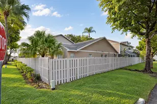 12201 SW 148th St, Miami, FL 33186 - Photo 15