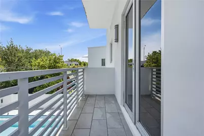 8221 NW 34th Dr, Doral, FL 33122 - Photo 59