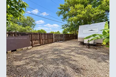 797 NW 9th St, Homestead, FL 33030 - Photo 21