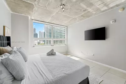 3250 NE 1st Ave #1001, Miami, FL 33137 - Photo 11