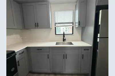 618 SW 21st Ave #2, Miami, FL 33135 - Photo 5