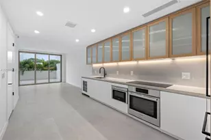 2200 Brickell Ave, Miami, FL 33129 - Photo 5