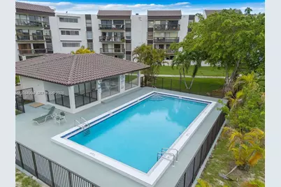 1350 SW 122nd Ave #317, Miami, FL 33184 - Photo 5
