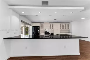 11890 SW 72nd Pl, Pinecrest, FL 33156 - Photo 9