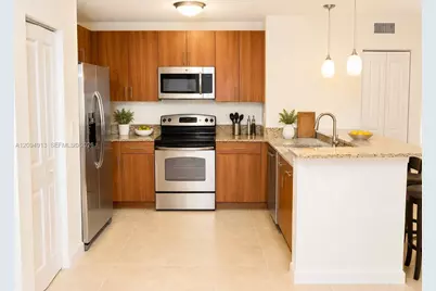 1931 NE 2nd St #405, Deerfield Beach, FL 33441 - Photo 21