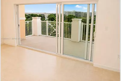 1931 NE 2nd St #405, Deerfield Beach, FL 33441 - Photo 13
