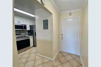 8881 A Fontainebleau Blvd #307, Miami, FL 33172 - Photo 31