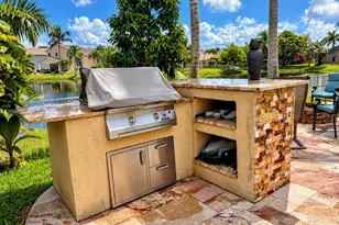1021 NW 185th Ave, Pembroke Pines, FL 33029 - Photo 21