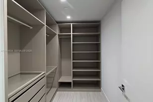 2411 Laguna Cir, Miami, FL 33181 - Photo 39