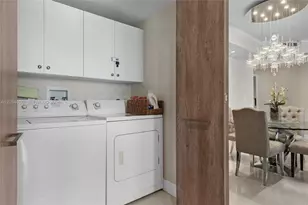 848 Brickell Key Dr, Miami, FL 33131 - Photo 15