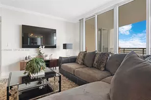 848 Brickell Key Dr, Miami, FL 33131 - Photo 5