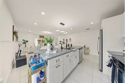 530 SW 7th Ave, Homestead, FL 33030 - Photo 9