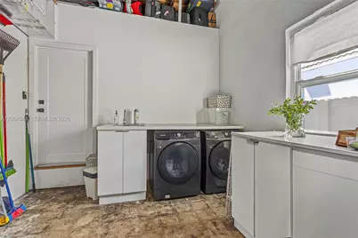 1867 SW 14th Ter, Miami, FL 33145 - Photo 25