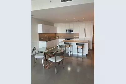 88 SW 7th St #1904, Miami, FL 33130 - Photo 11